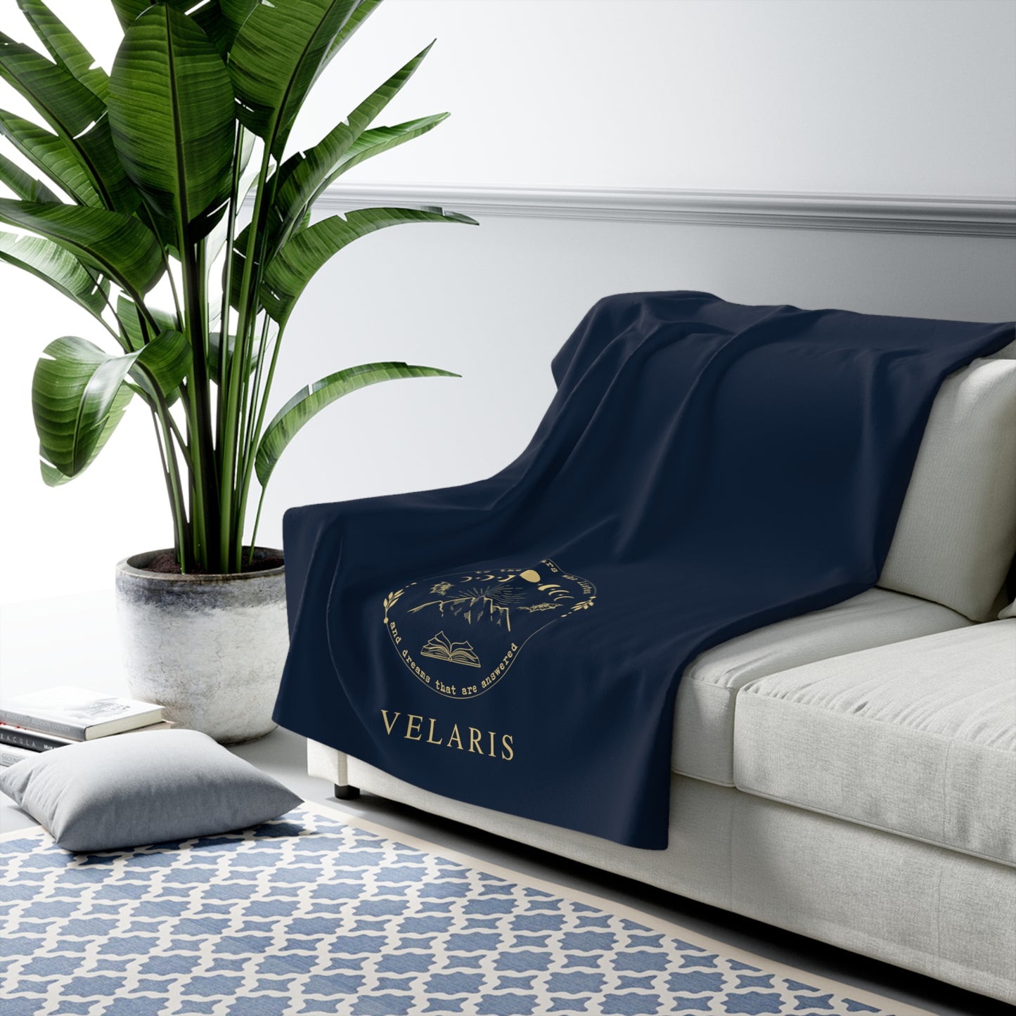 Sherpa Fleece Blanket - Velaris sigil Acotar Throw Blanket Navy Blue and Gold Night Court Decor Bedding, Bedroom Fantasy Decorations Fleece.