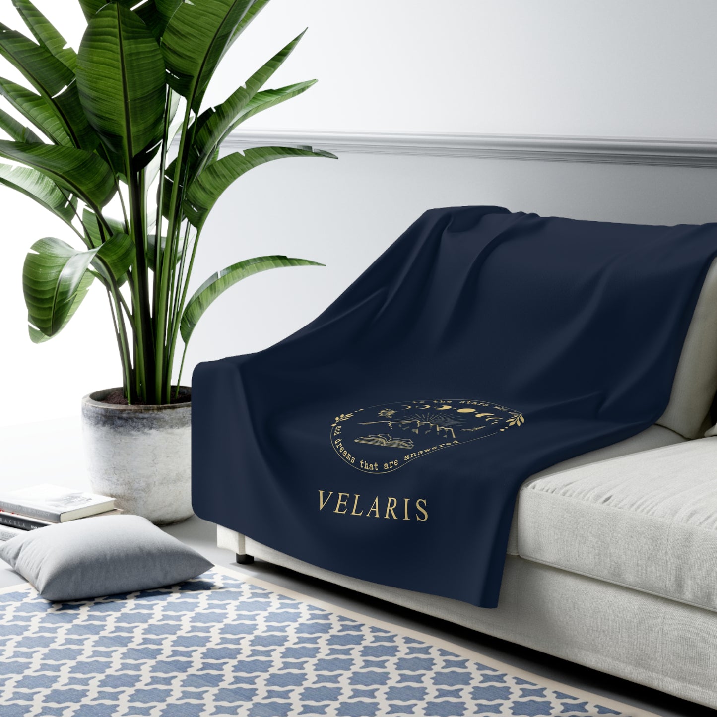 Sherpa Fleece Blanket - Velaris sigil Acotar Throw Blanket Navy Blue and Gold Night Court Decor Bedding, Bedroom Fantasy Decorations Fleece.