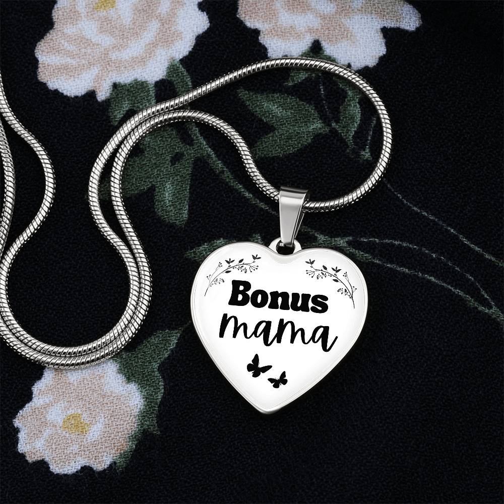 Bonus mama heart pendant