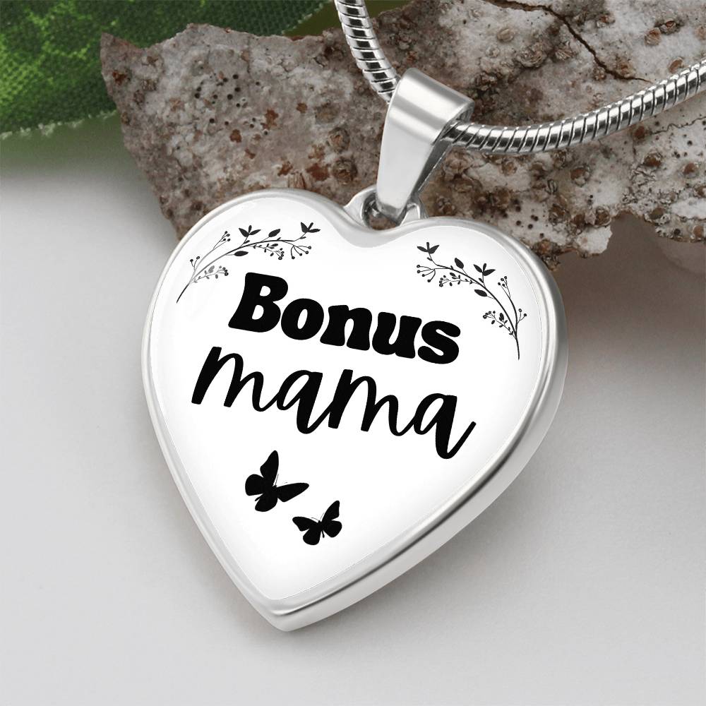 Bonus mama heart pendant