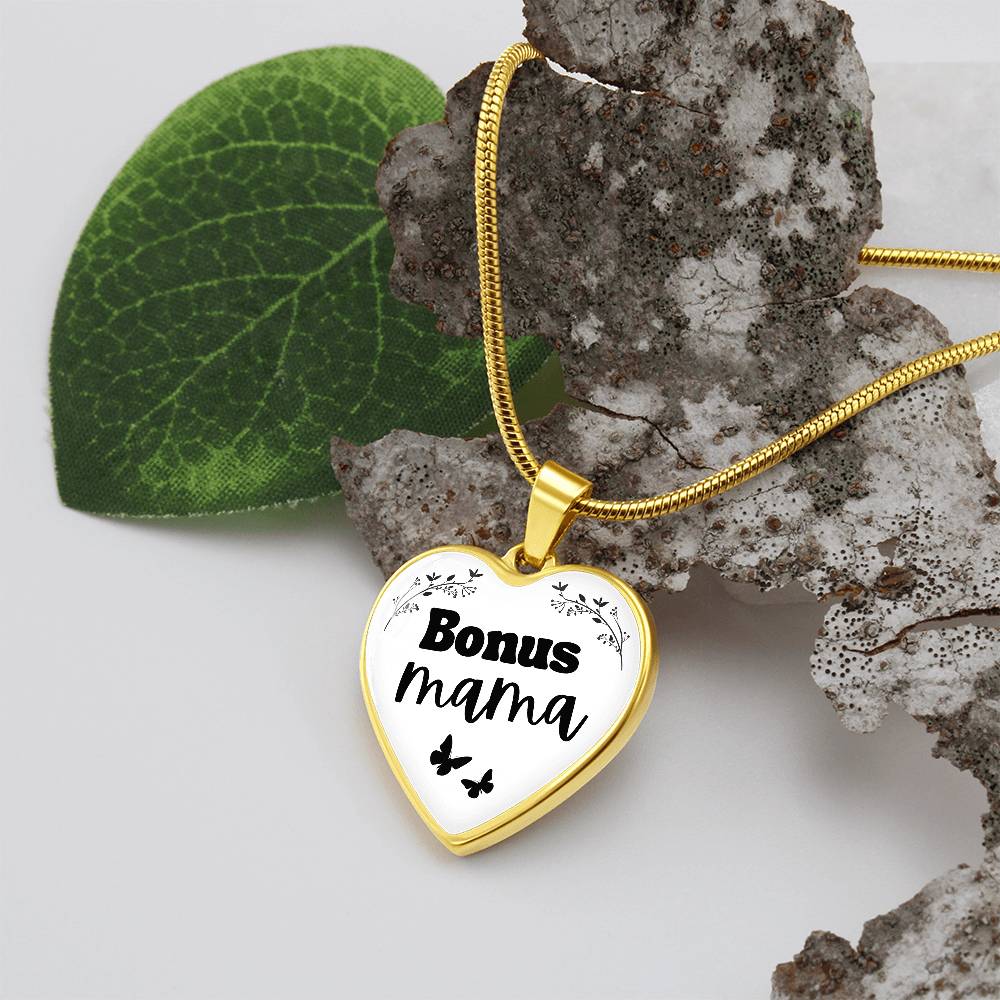 Bonus mama heart pendant