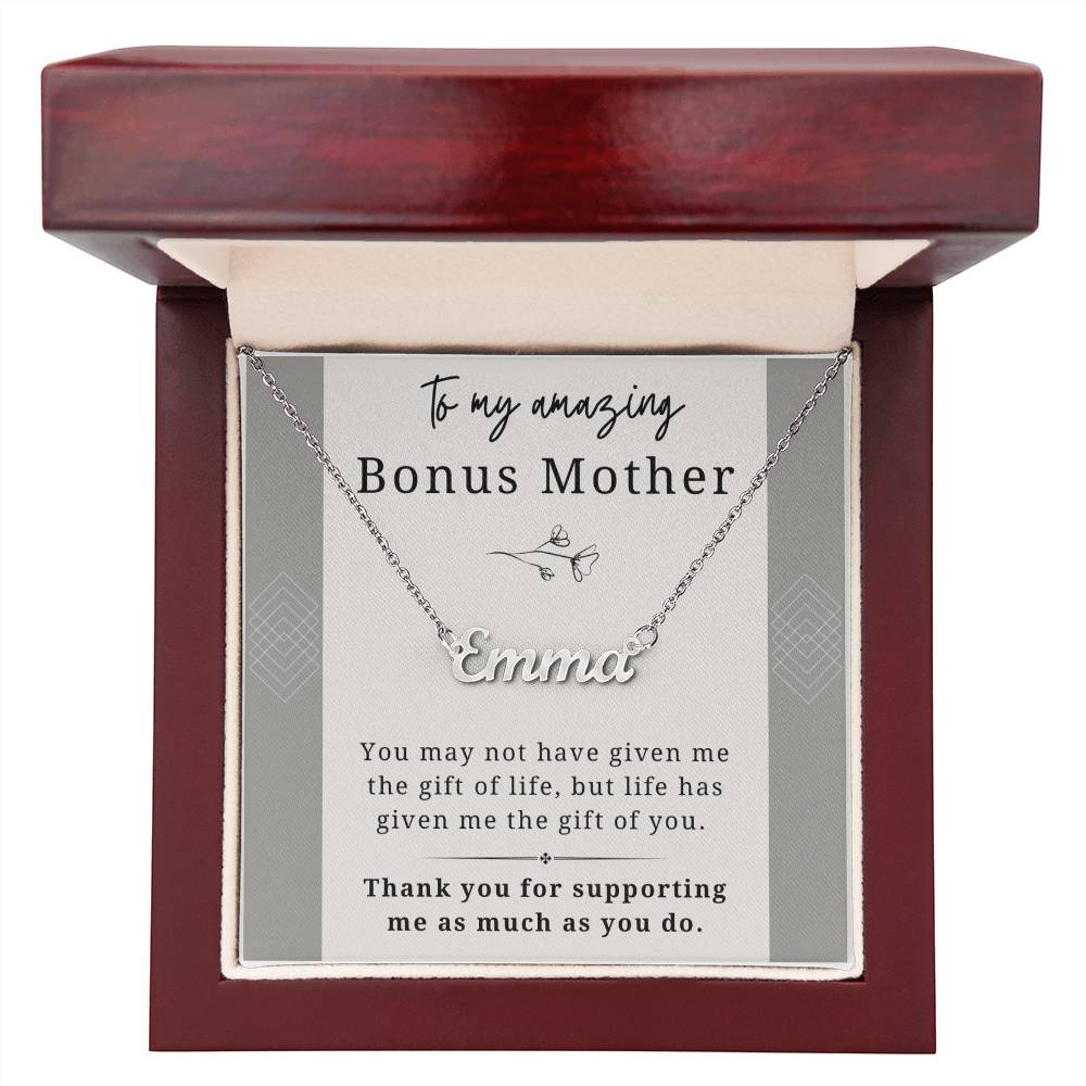 Bonus mom wedding