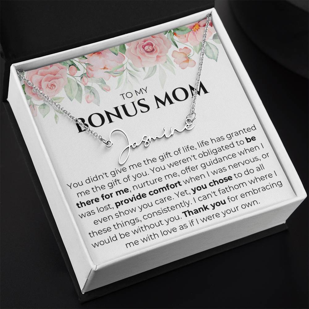 Bonus mom name necklace