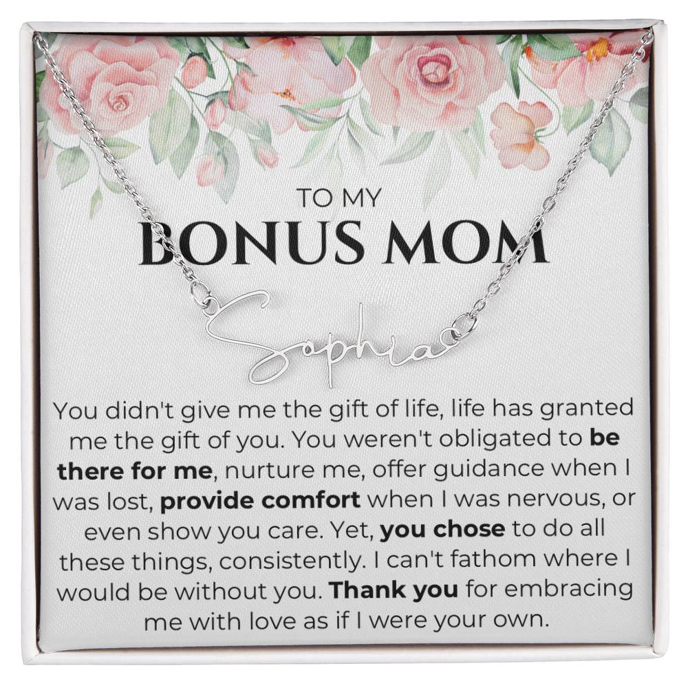 Bonus mom name necklace