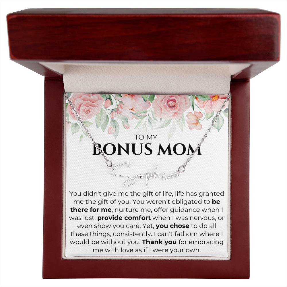 Bonus mom name necklace