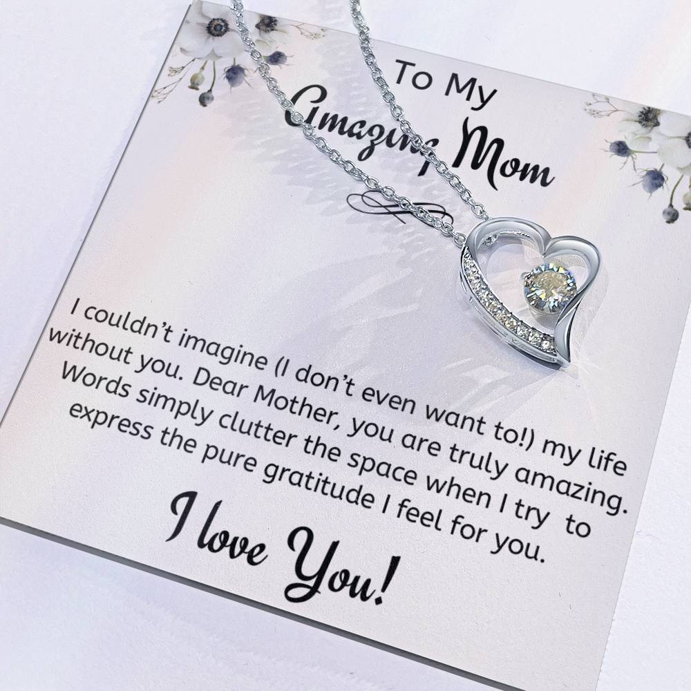 Amazing Mom Necklace