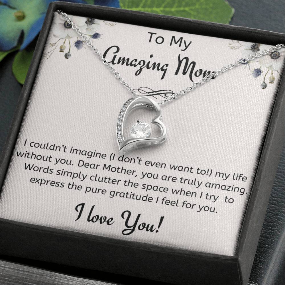 Amazing Mom Necklace