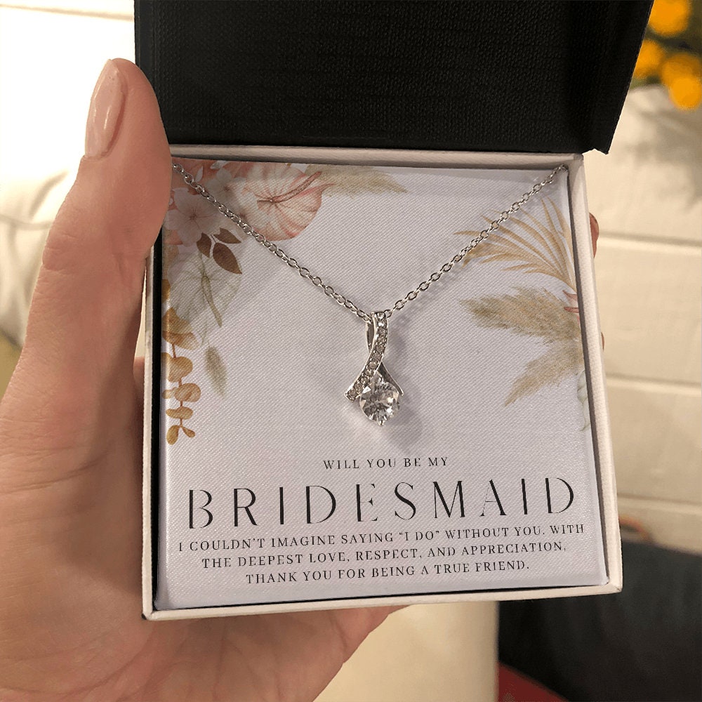 Boho Beije Bridesmaid Necklace