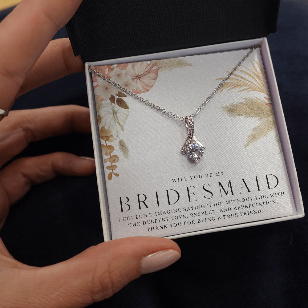 Boho Beije Bridesmaid Necklace